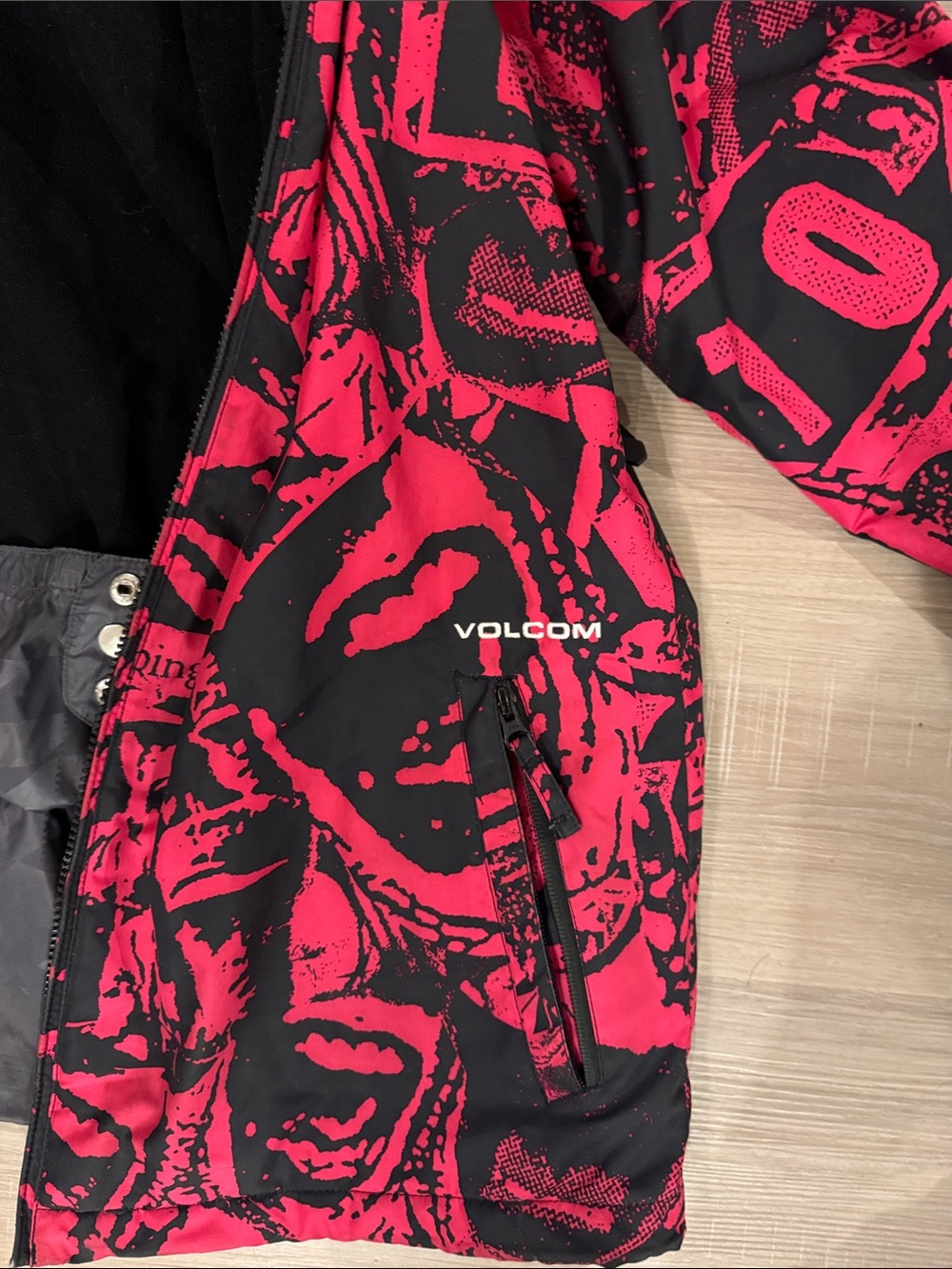Volcom Volume Insulated Jacket - Picture 8 of 13